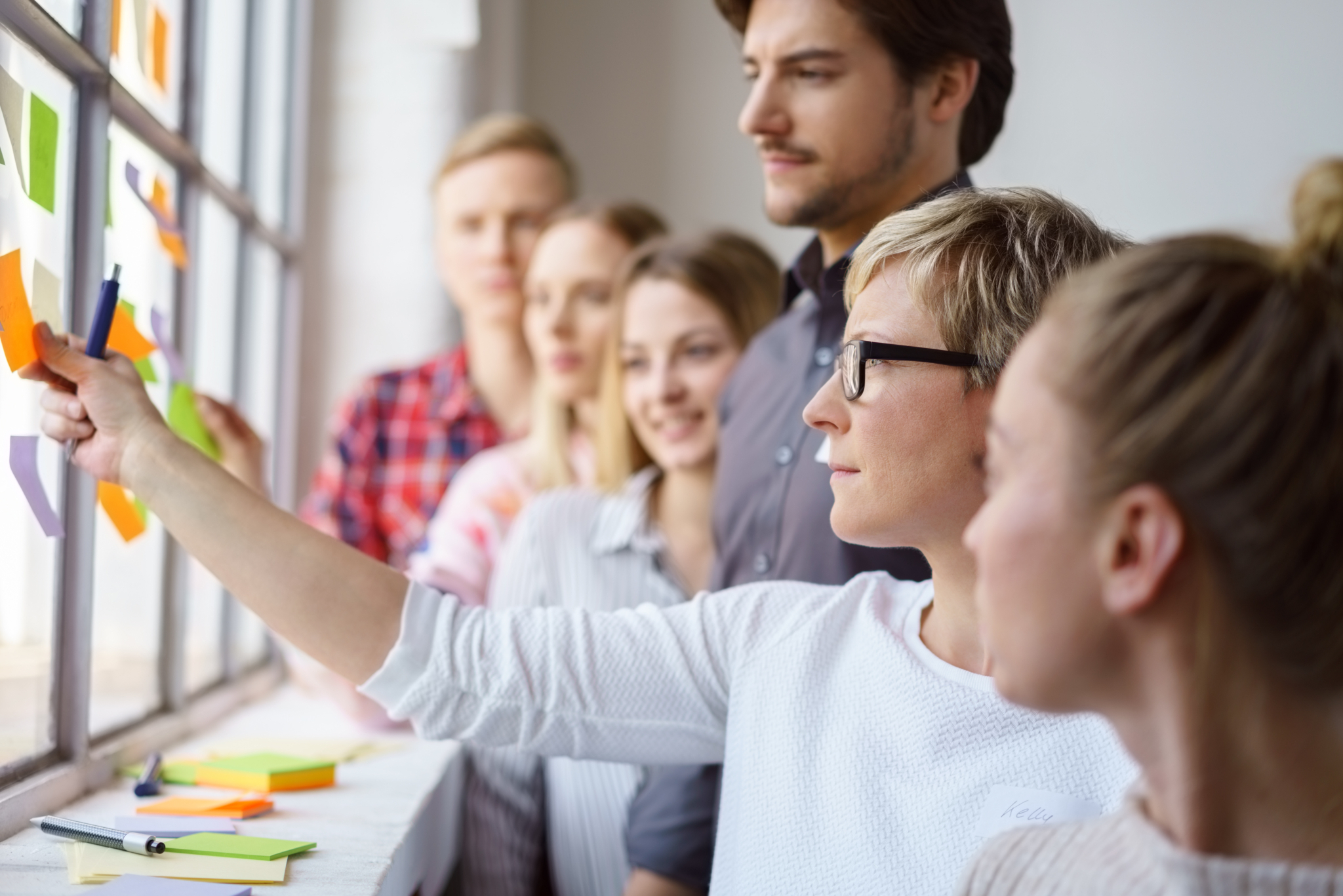 Team der Psychatrischen Gesundheits- und Krankenpflegen bei der Erstellung eines Planes 